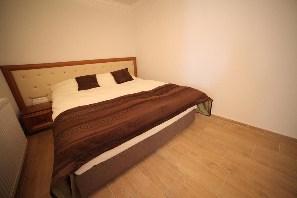 Apartments Risteski Ljubaništa الغرفة الصورة