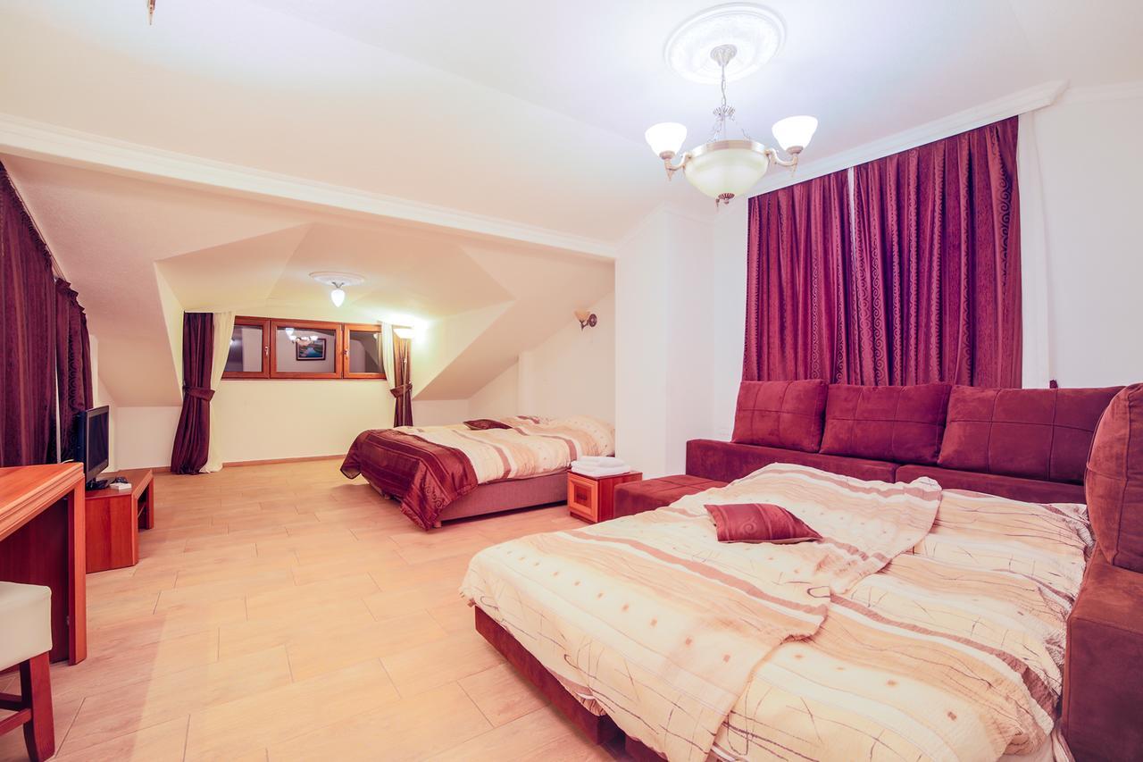 Apartments Risteski Ljubaništa المظهر الخارجي الصورة