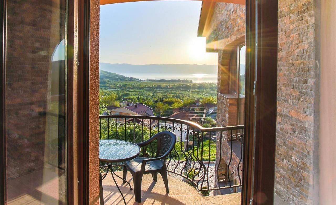 Apartments Risteski Ljubaništa المظهر الخارجي الصورة
