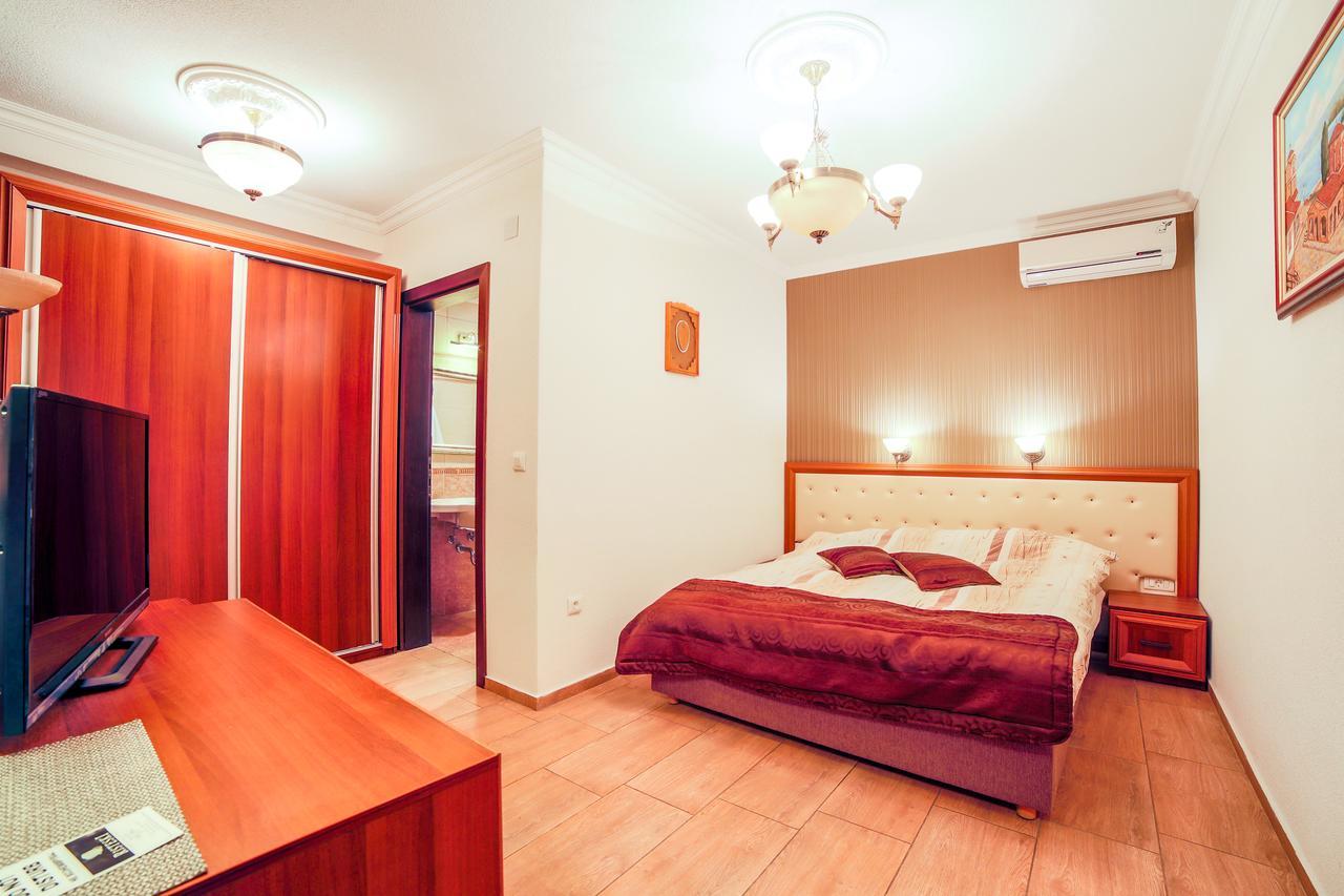 Apartments Risteski Ljubaništa المظهر الخارجي الصورة