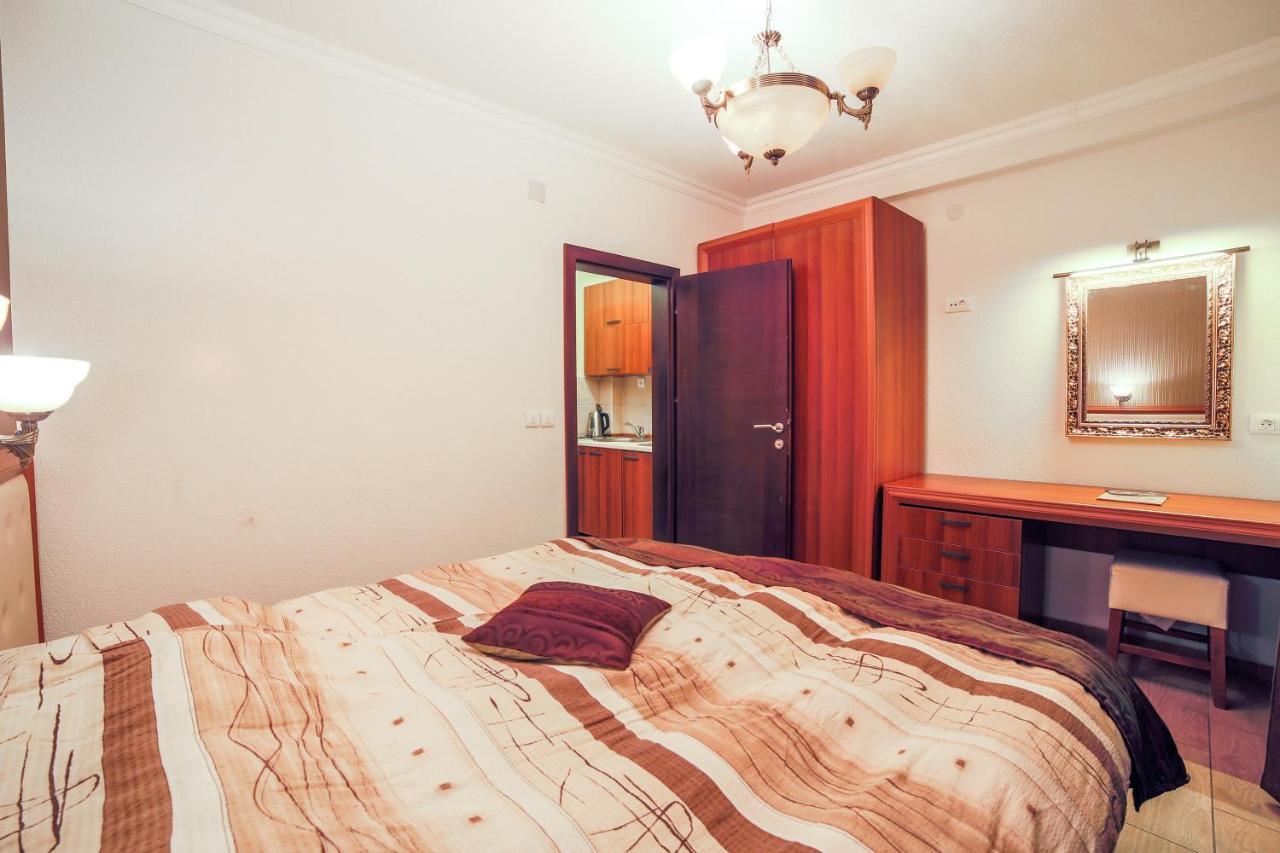 Apartments Risteski Ljubaništa المظهر الخارجي الصورة